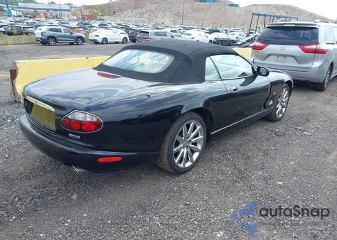 2006 Jaguar Xk8 z USA, uszkodzony, nr VIN SAJDA42C562A47667